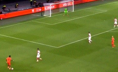 1631047887614039401.gif 661.gif